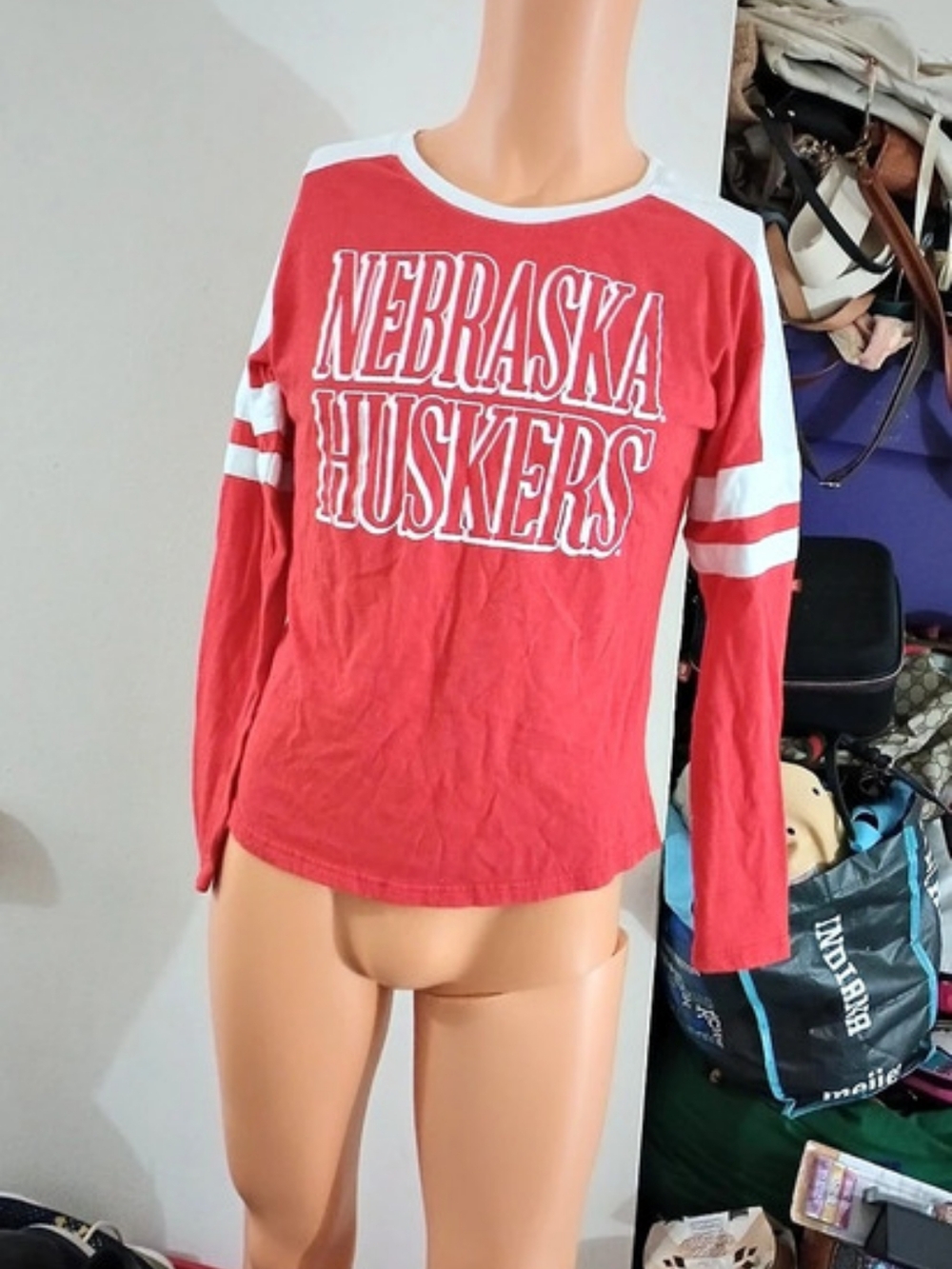 Capturing Nebraska Huskers Long Sleeve Size Small